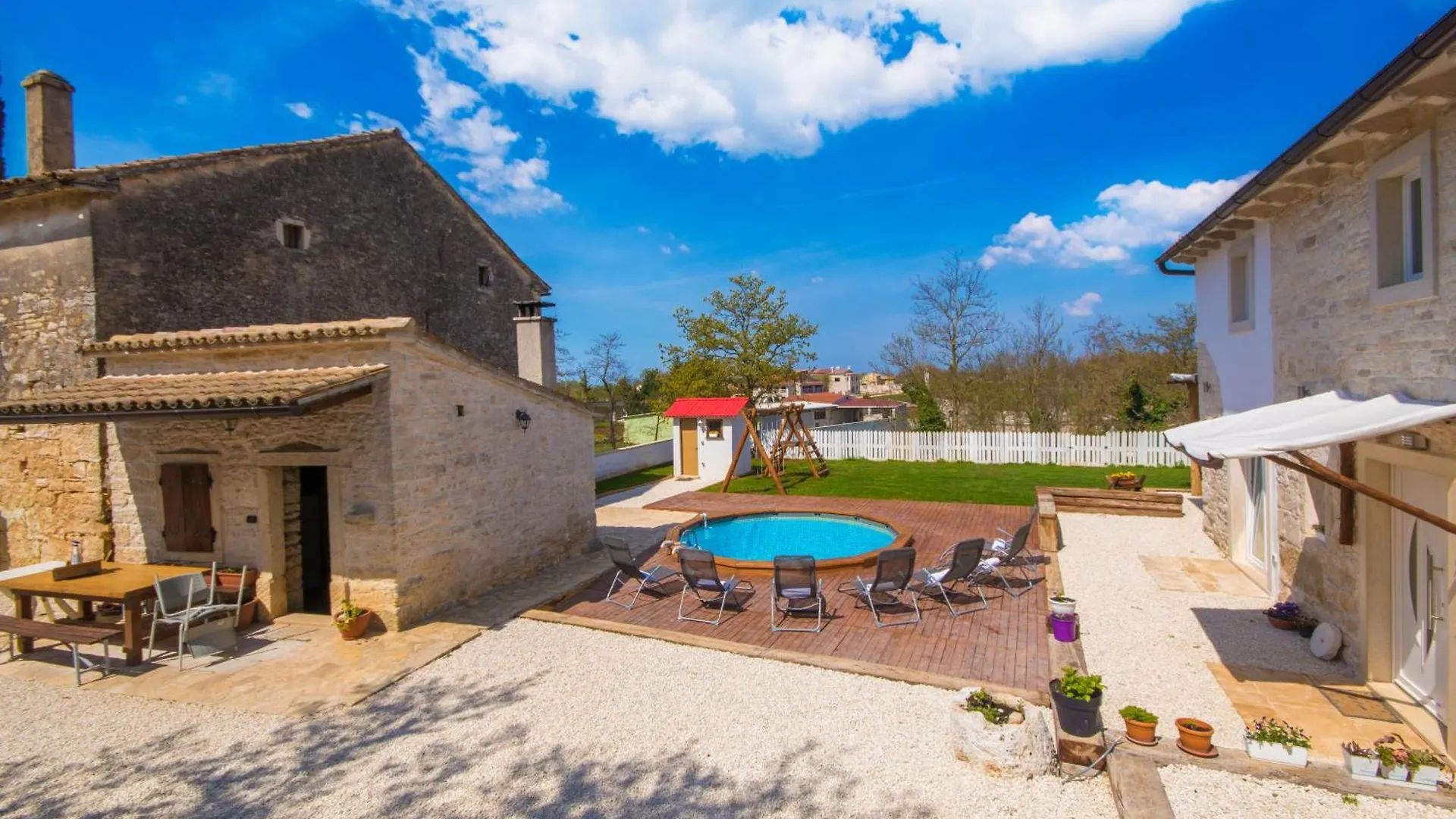 Σπίτι διακοπών Villa Milena, A Rustic Summer Haven With Pool, Pets Welcome! Modrušani
